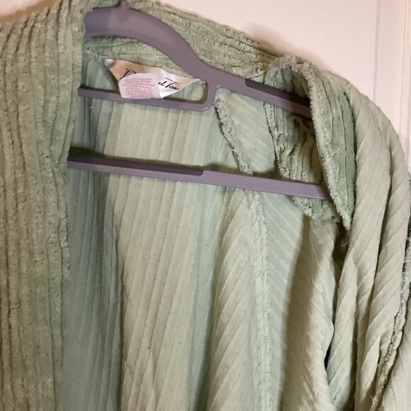 Vintage Diamond Tea Green Women's Bath Robe Size M-L Inside Tie Shoulder Pads - Picture 8 of 13